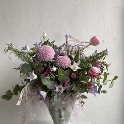 BUSTO FLOREADO - Imagen 1