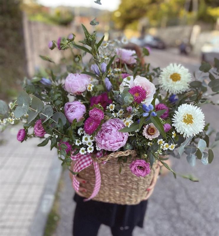 Cesto grandes con flores - Imagen 2