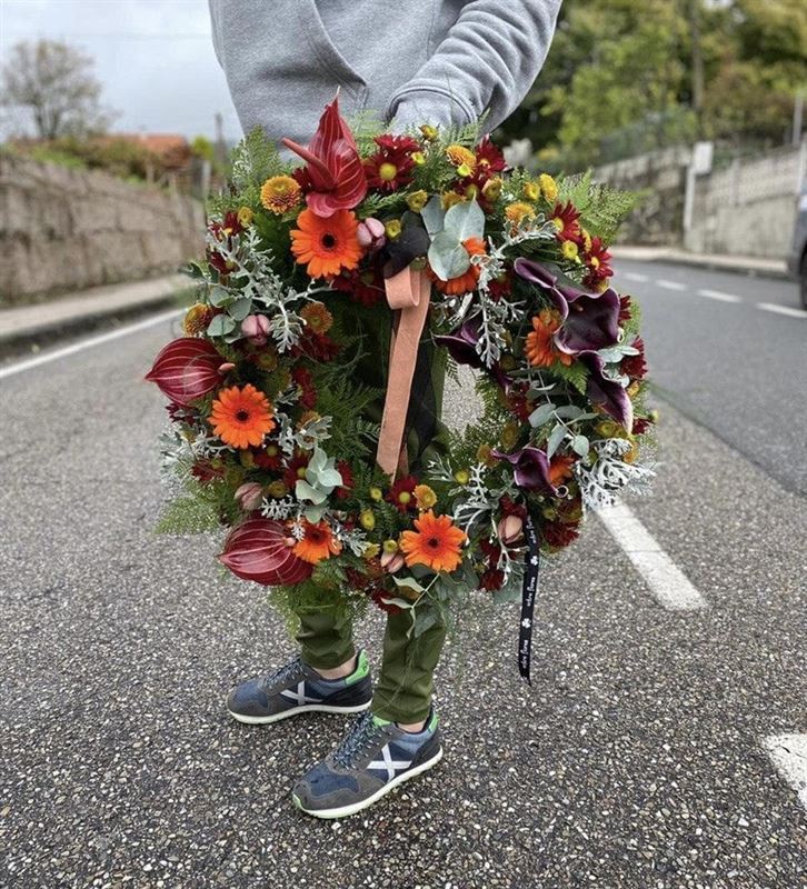 Corona de flores desde: - Imagen 5