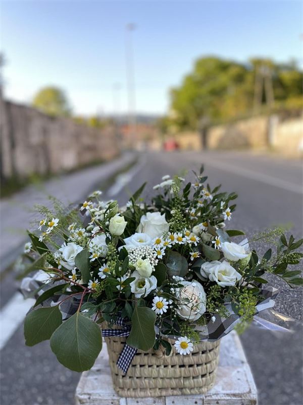 Maleta con flor de temporada desde - Imagen 2