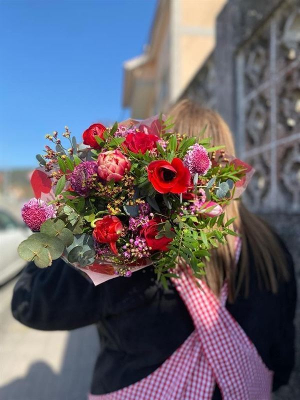 Ramo de flores Pasión desde: - Imagen 1