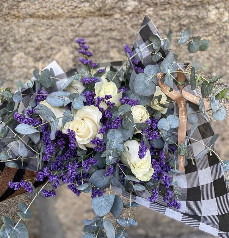 Ramo de flores Pureza desde: - Imagen 3