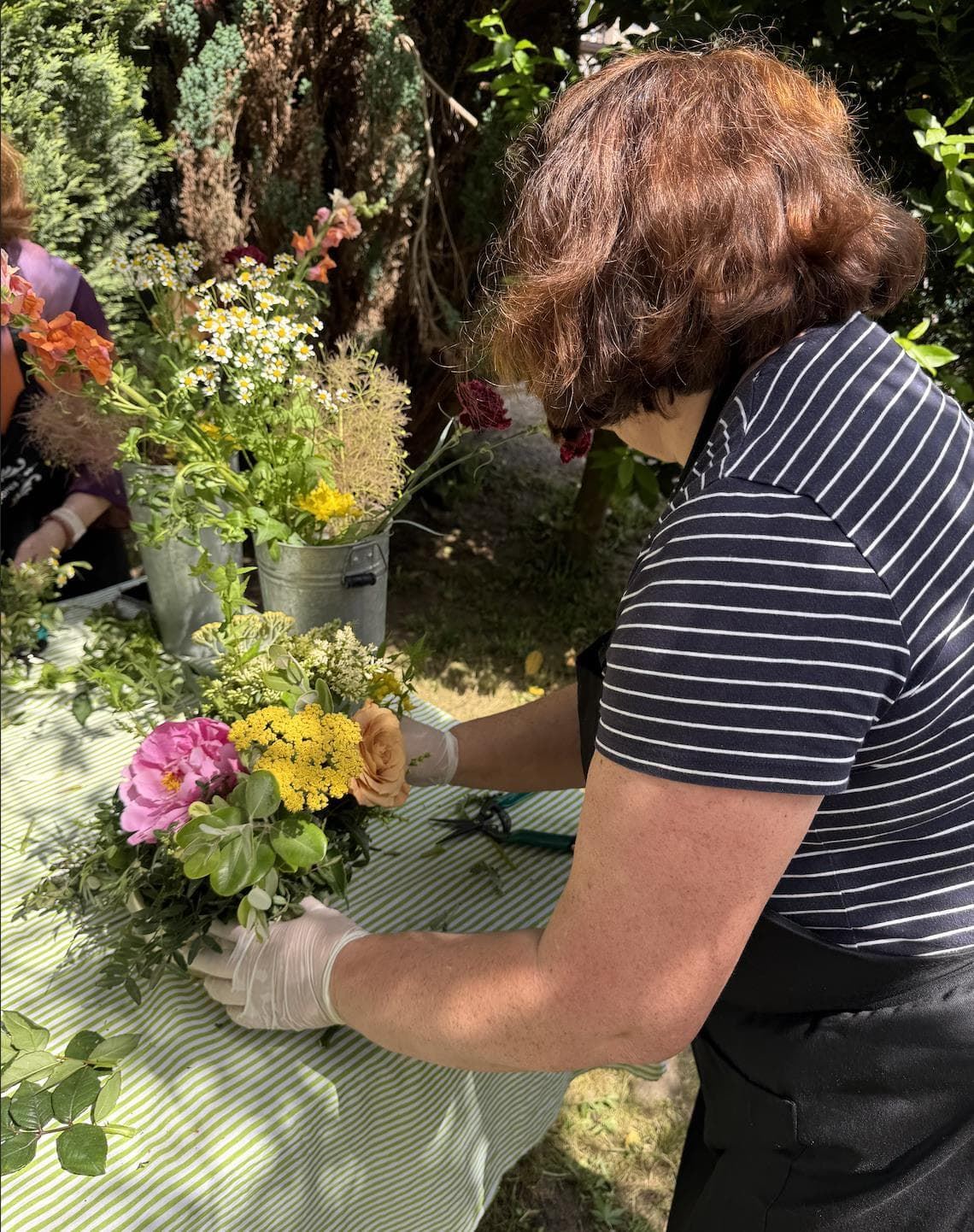 TALLER CERÁMICA CON FLORES - Imagen 3